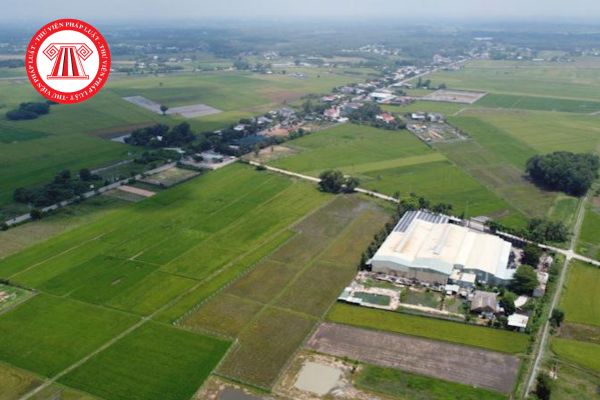 Công trình tạm là gì? Có được xây dựng công trình tạm trên đất nông nghiệp không?