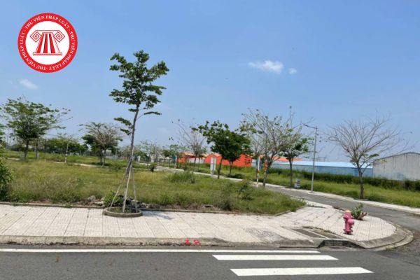 Bán nhanh lô đất Dragon Pearl, mặt tiền DT823D sát TPHCM, cách Vành Đai 3 2km, sổ sẵn sang tên ngay? Liên hệ tại đâu? 