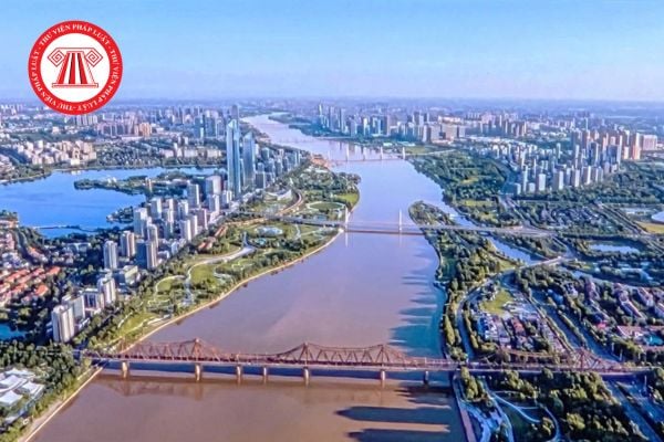 Quyết định chủ trương đầu tư Dự án đầu tư Trục đại lộ cảnh quan sông Hồng Hà Nội theo Nghị quyết 18/NQ-HĐND mới nhất? 