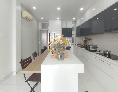 Bán nhà mặt tiền Đỗ Xuân Hợp, Quận 9