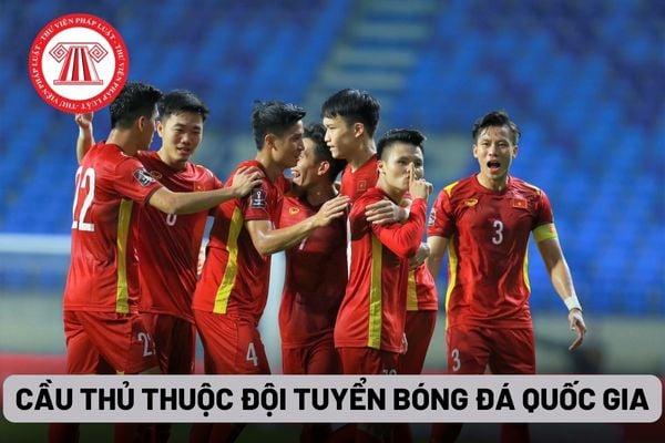 Cầu thủ thuộc đội tuyển bóng đá quốc gia