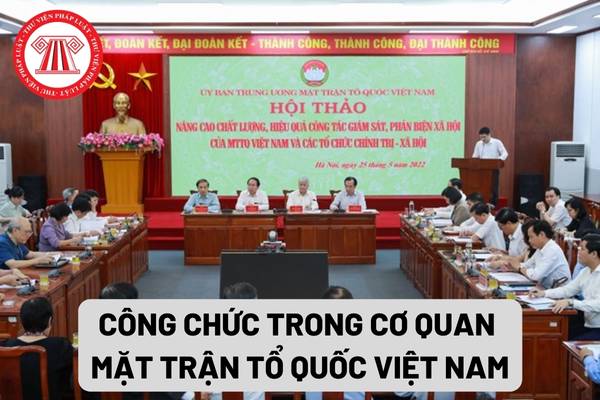 Công chức trong cơ quan Mặt trận Tổ quốc Việt Nam