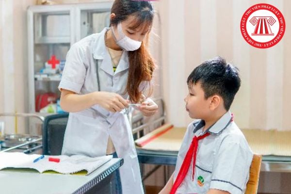 Nhân viên y tế học đường là gì? Mức hỗ trợ phụ cấp cho nhân viên y tế học đường hiện nay là bao nhiêu?