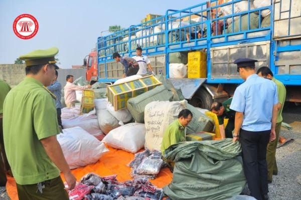 Đánh tráo hàng hóa đã kiểm tra hải quan với hàng hóa chưa kiểm tra hải quan có phải là hành vi gian lận thương mại không?