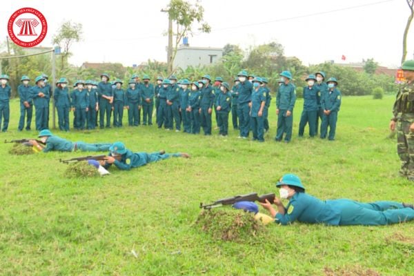 Dân quân tự vệ tại chỗ làm nhiệm vụ ở đâu? Việc quản lý Dân quân tự vệ được quy định như thế nào?