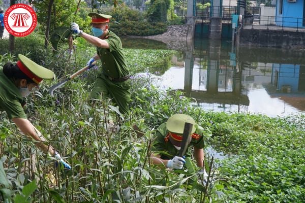 Việc đào tạo, tuyển chọn nguồn nhân lực về cảnh sát môi trường được ưu tiên tuyển chọn sinh viên, học sinh như thế nào?