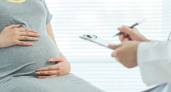 Khuyến khích BV ký hợp đồng với công ty Luật về tư vấn pháp lý mang thai hộ 