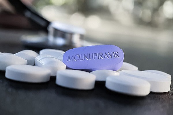 Giá thuốc điều trị Covid-19 Molnupiravir từ 8.675 – 12.500 đồng/viên