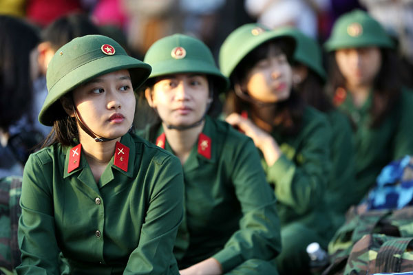 Ngành nghề của công dân nữ phù hợp với yêu cầu trong Quân đội