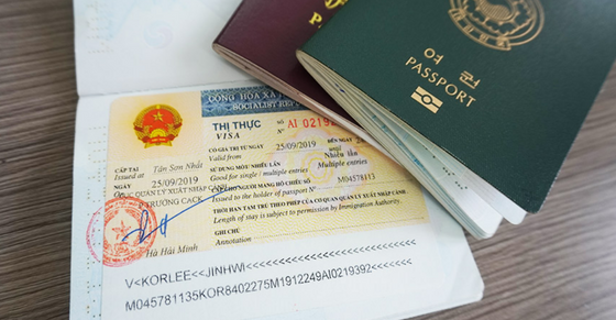 06 trường hợp được cấp thị thực tại cửa khẩu quốc tế
