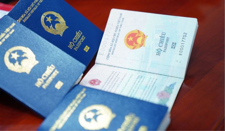 Xin cấp hộ chiếu khi đang ở nước ngoài được không?