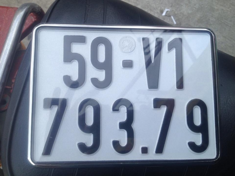 Biển số xe loại 5 số có được có được xem là biển số định danh của chủ xe không?