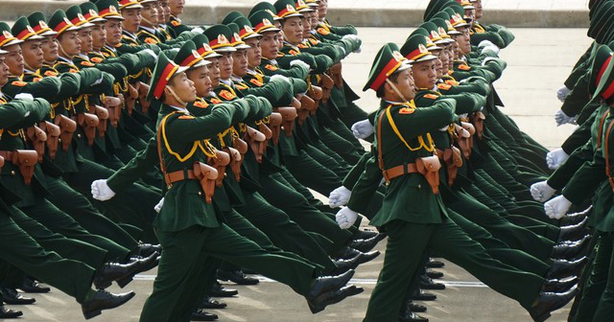 Cấp bậc quân hàm cao nhất với chức vụ của sĩ quan quân đội