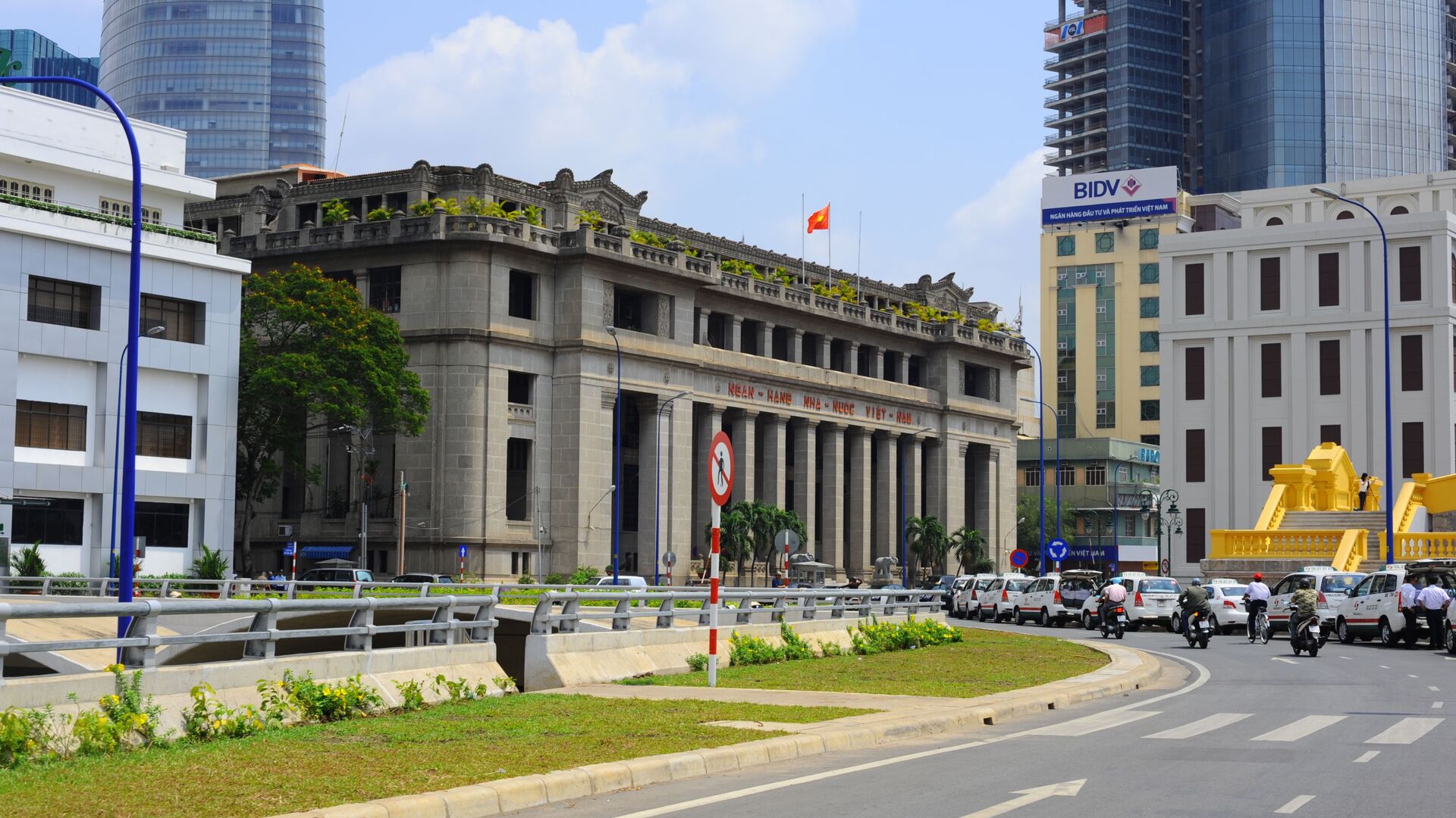 Nhiệm vụ và quyền hạn của Chi nhánh Ngân hàng Nhà nước Việt Nam