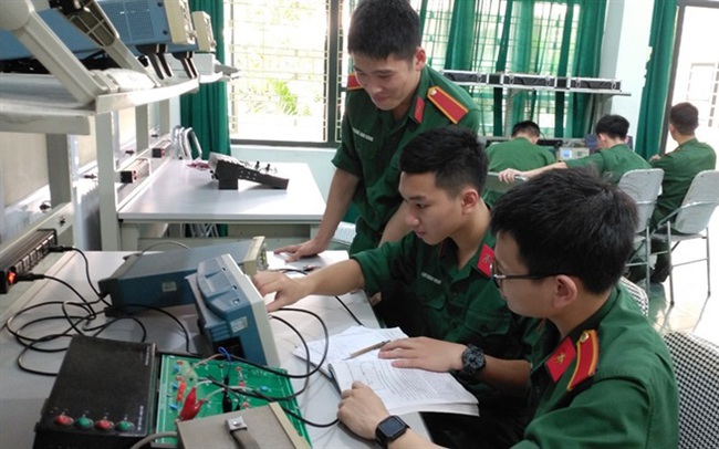 Các trường quân sự có tuyển sinh đào tạo theo quy định của Bộ Quốc phòng
