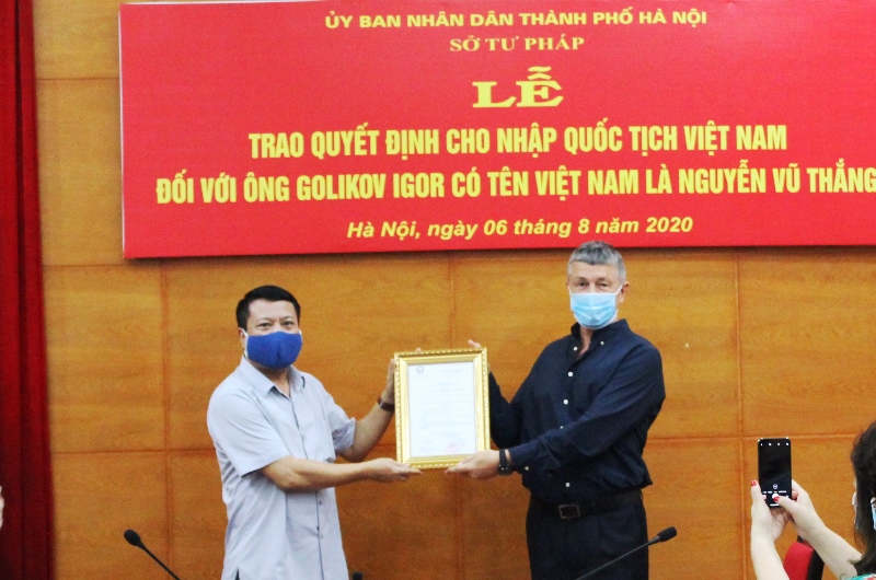 Quốc tịch Việt Nam tiếng anh là gì? Hướng dẫn nhập quốc tịch Việt Nam chi tiết nhất