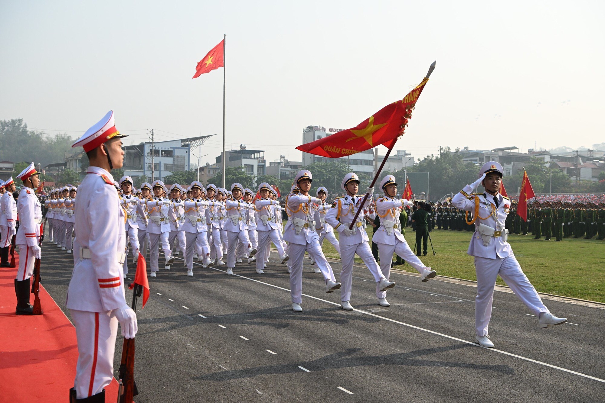 Thời gian diễn ra diễu binh, diễu hành trong Lễ kỷ niệm 70 năm Chiến thắng Điện Biên Phủ tại tỉnh Điện Biên