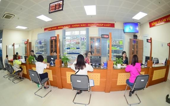 Từ ngày 01/6/2024: Hà Nội triển khai thanh toán phí, lệ phí không dùng tiền mặt tại Bộ phận Một cửa