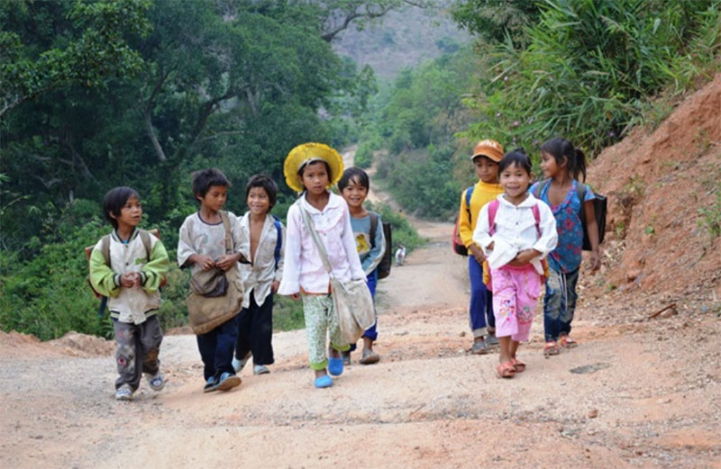 Sớm hoàn thiện Nghị định chính sách cho học sinh dân tộc thiểu số, miền núi, hải đảo