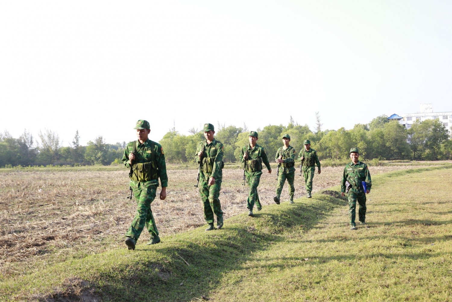 Đề cương giới thiệu Nghị quyết 44-NQ/TW về Chiến lược bảo vệ Tổ quốc trong tình hình mới