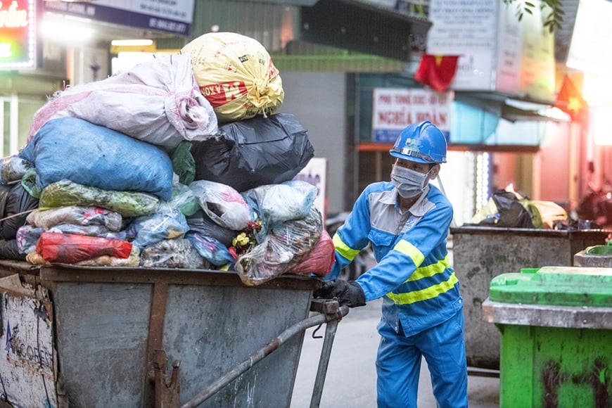 Yêu cầu về bảo vệ môi trường trong thu gom, vận chuyển, xử lý chất thải rắn sinh hoạt từ 03/02/2025