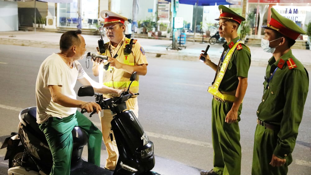 Thẩm quyền xử phạt giao thông năm 2025 của Công an xã theo Nghị định 168