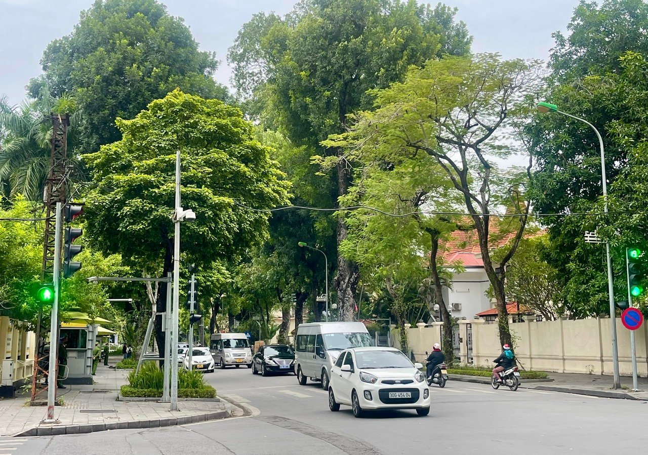 Các trường hợp sử dụng tạm thời lòng đường, vỉa hè vào mục đích khác theo Nghị định 165 năm 2024