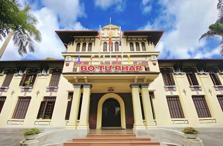 Nhiệm vụ của Bộ Tư pháp trong quá trình sửa đổi Hiến pháp 2013