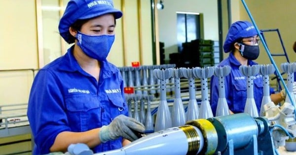 Đã có toàn văn Quyết định 12/2025/QĐ-TTg về tiêu chí chức danh chuyên gia trong lĩnh vực công nghiệp quốc phòng