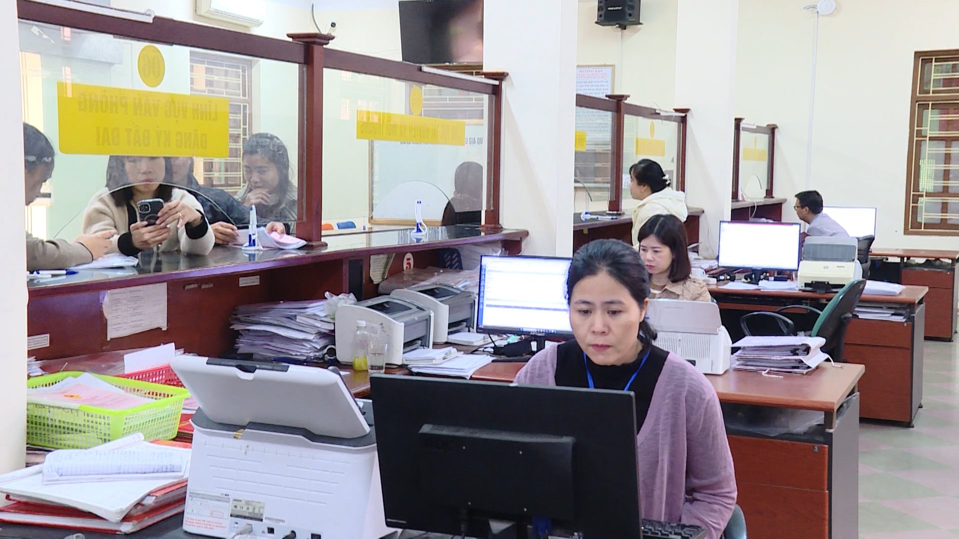 Công văn 1814: Cán bộ có đơn tự nguyện xin nghỉ việc cũng phải đánh giá và rà soát