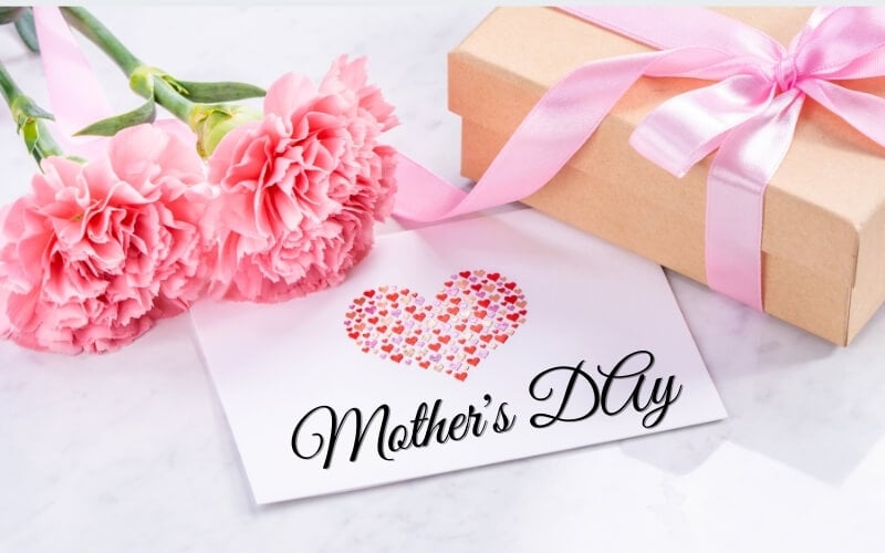 Hướng dẫn chọn quà tặng cho mẹ nhân dịp ngày của Mẹ 11/5/2025, gợi ý quà tặng mẹ ý nghĩa