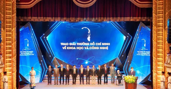 Thủ tục xét tặng Giải thưởng Hồ Chí Minh về khoa học và công nghệ