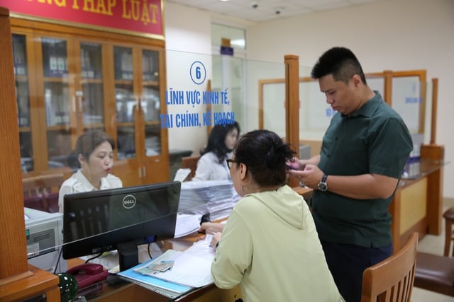 Tin mới nhất về bố trí biên chế xã phường đặc khu