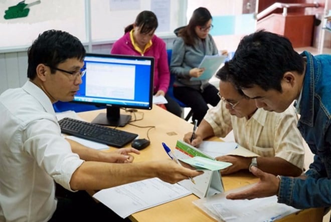 Thủ tục nâng bậc lương thường xuyên nâng phụ cấp thâm niên vượt khung cho cán bộ, công chức, viên chức thuộc Bộ GDĐT