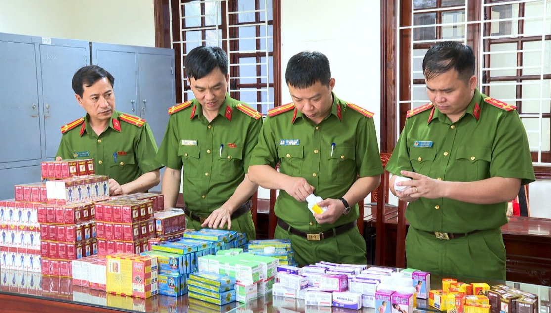 Chủ tịch Ủy ban nhân dân chịu trách nhiệm tình trạng sản xuất, kinh doanh, buôn bán thuốc, thực phẩm bảo vệ sức khỏe, mỹ phẩm, thiết bị y tế giả trên địa bàn (Hình ảnh từ Internet)