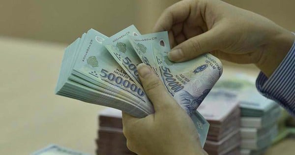 Mức lương cơ bản và mức tiền lương kế hoạch của thành viên hội đồng, kiểm soát viên