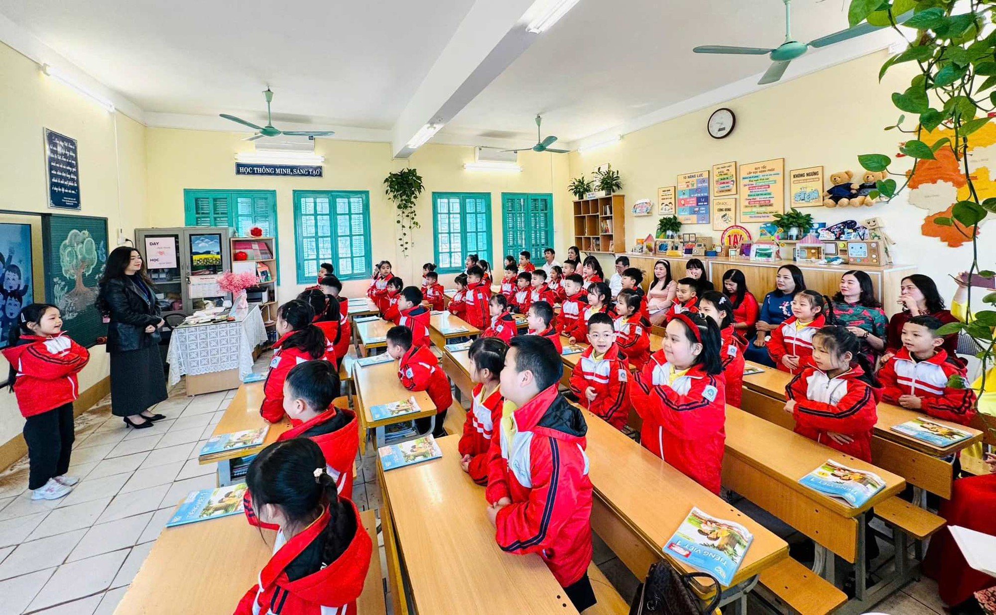 Quyết định 2068: Các thủ tục xét thăng hạng giáo viên TPHCM từ ngày 22/5/2025