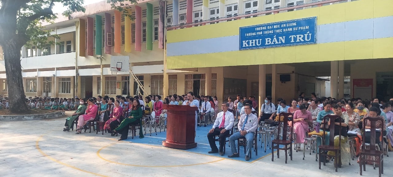 Công văn 68: Trước mắt giữ ổn định trường học và trạm y tế khi sáp nhập tỉnh, xã