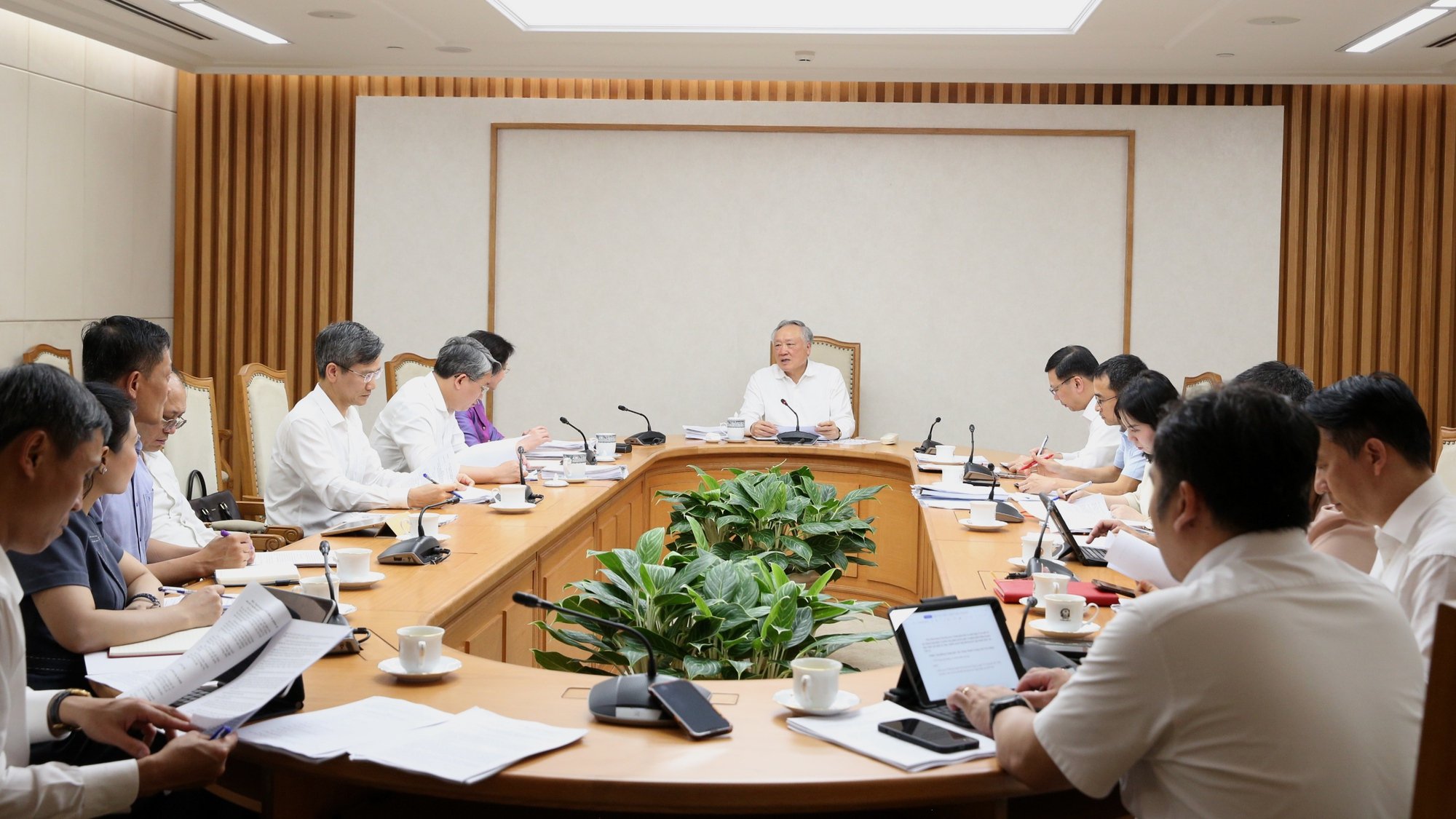Chưa bổ sung đối tượng người làm việc chuyên trách tại các hội được Đảng, Nhà nước giao nhiệm vụ (đề xuất) (Hình ảnh từ Internet)