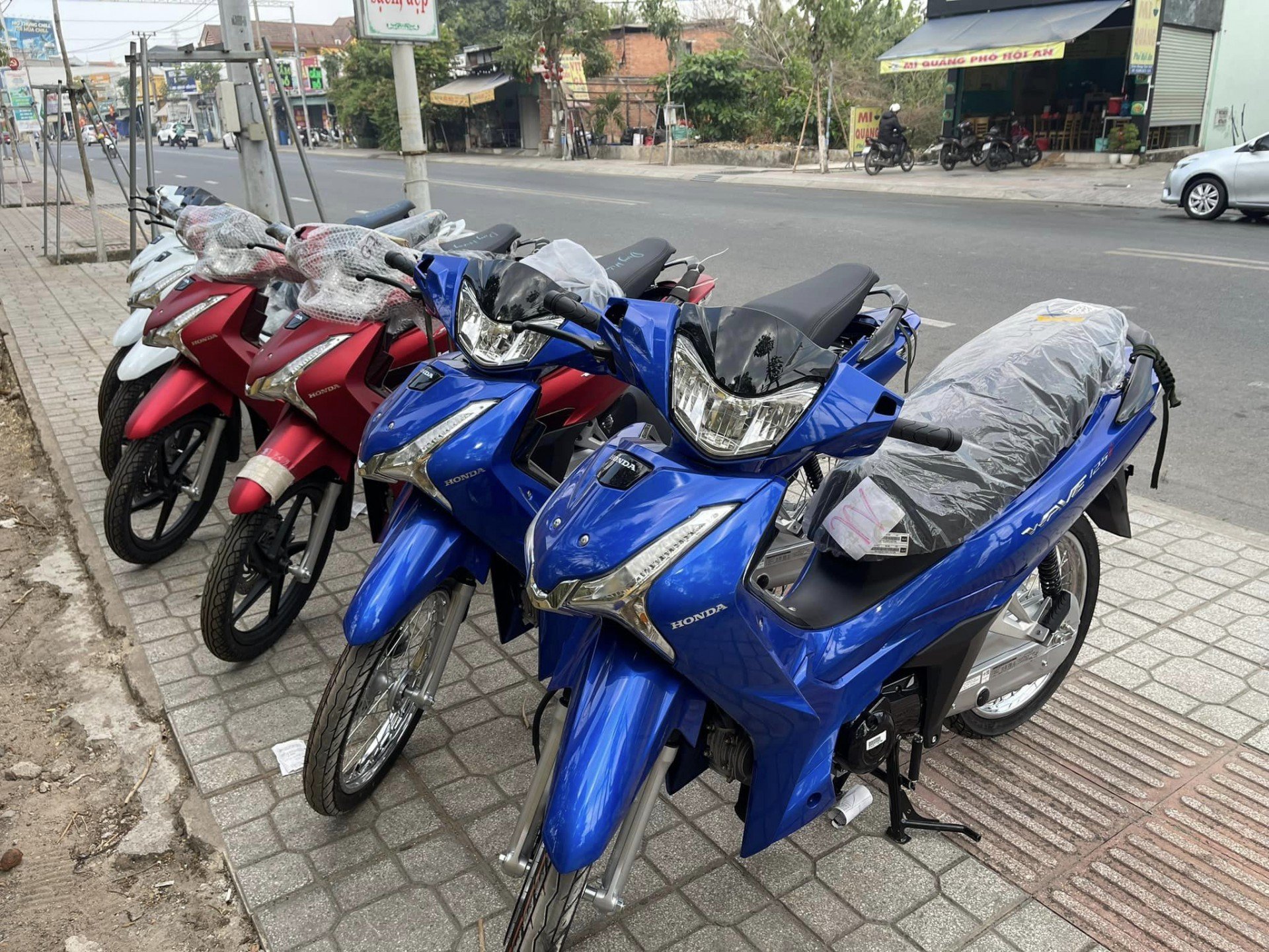 Đề xuất thống nhất mức thu lệ phí trước bạ 2% với xe máy lần đầu trên toàn quốc