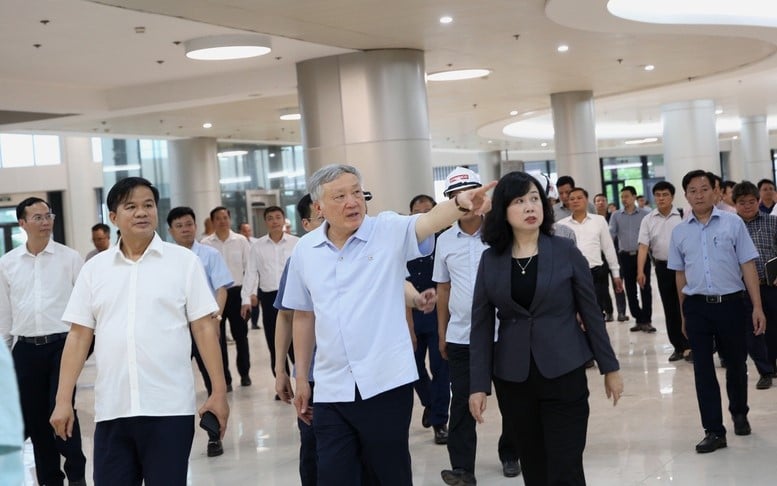 Tuyển dụng ngay và xây nhà ở cho đội ngũ bác sĩ, nhân viên y tế cho bệnh viện Bạch Mai và Việt Đức cơ sở 2