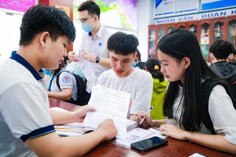 Các đại học, trường đại học phải giải trình khi thay đổi tổ hợp xét tuyển