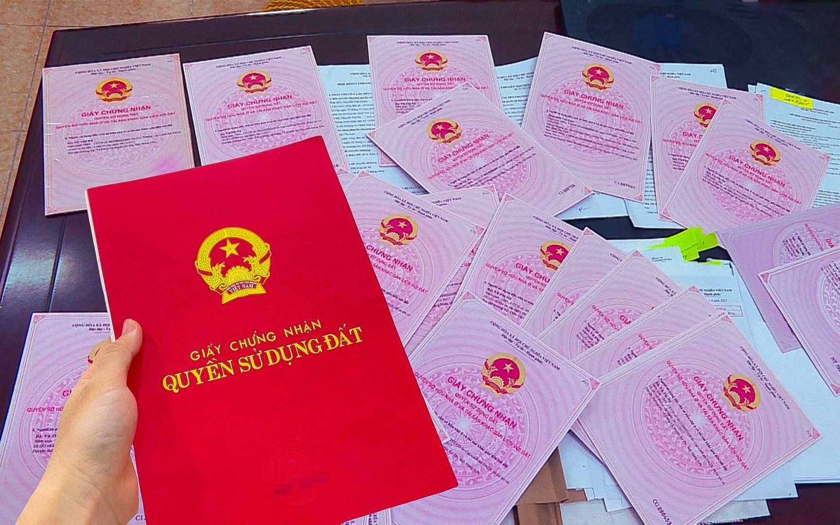 Nghiên cứu, đề xuất ban hành ngay chính sách đánh thuế nhà ở và bất động sản không sử dụng