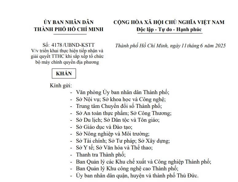 Công văn 4178: Triển khai tiếp nhận và giải quyết thủ tục hành chính khi sắp xếp tổ chức bộ máy tại TPHCM