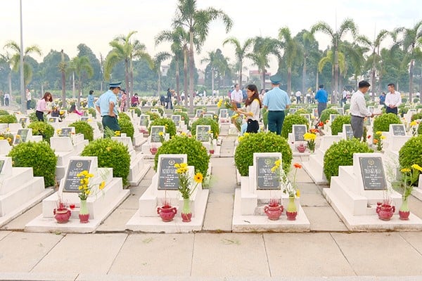 Ngân sách trung ương hỗ trợ 10 tỷ đến 15 tỷ đồng để nâng cấp sửa chữa đài tưởng niệm liệt sĩ công trình cấp tỉnh