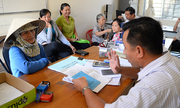 Chế độ với cán bộ không chuyên trách cấp xã có đủ 5 năm công tác nghỉ ngay khi thực hiện mô hình chính quyền địa phương 2 cấp