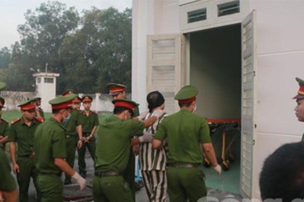 Không thi hành án tử hình đối với người mắc ung thư giai đoạn cuối từ 01/7/2025