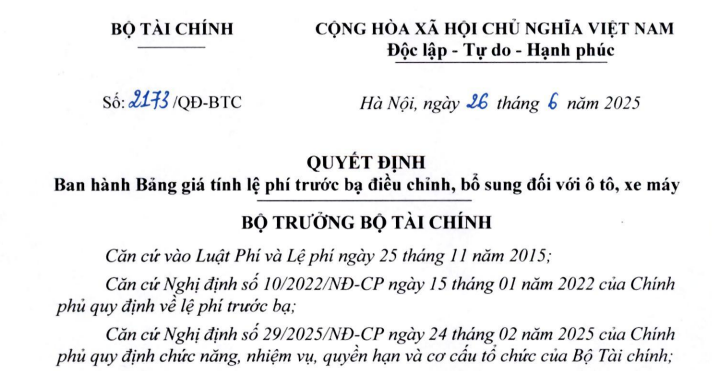 Đã có Quyết định 2173/QĐ-BTC về Bảng giá tính lệ phí trước bạ ô tô xe máy từ 30/6/2025