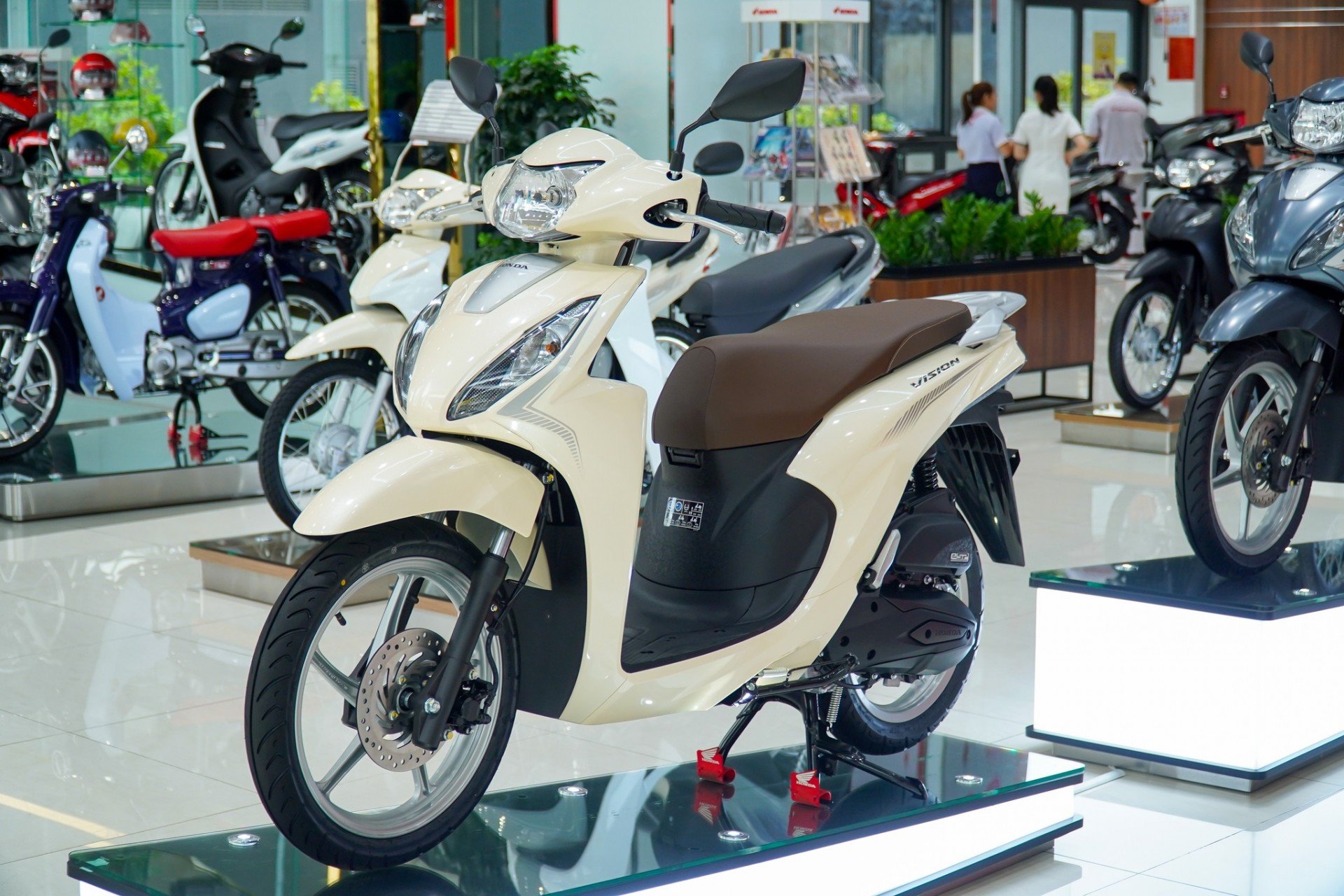 Chi tiết Bảng giá tính lệ phí trước bạ với xe máy được điều chỉnh, bổ sung từ ngày 30/6/2025