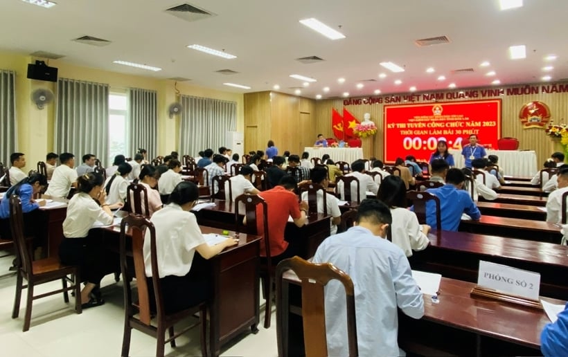 Đã có thời hạn mở lại thi tuyển công chức vòng 2 với người đạt vòng 1 trước ngày 01/7/2025 (Nghị định 170/2025) 